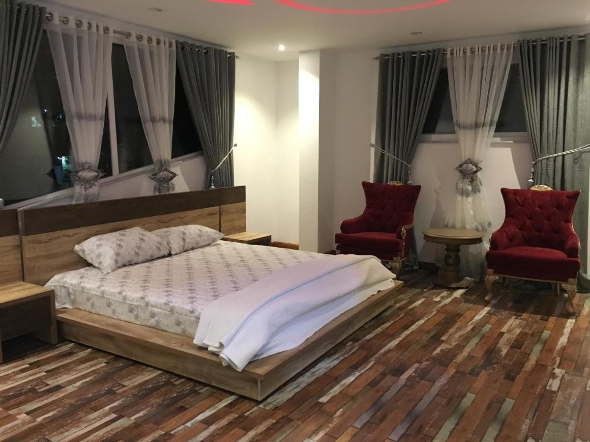 Aloche Apartments 무레 외부 사진